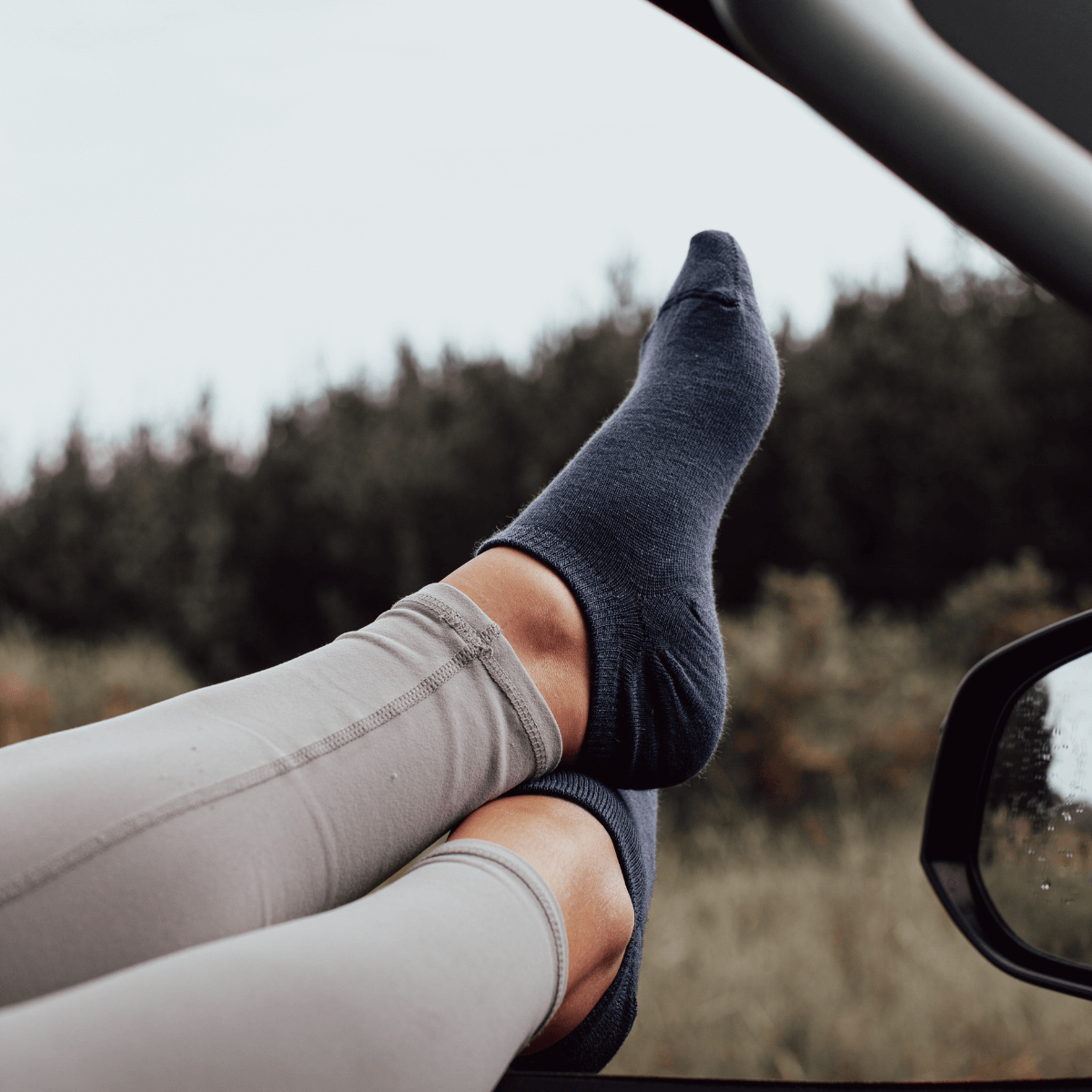 blue-merino-wool-sneaker-socks-women-nz